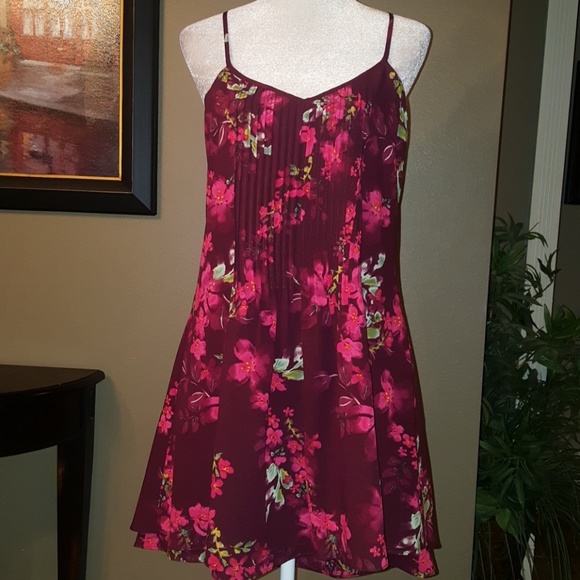 Sanctuary Spring Fling Wine Lily Pond Dress - Picture 1 of 8
